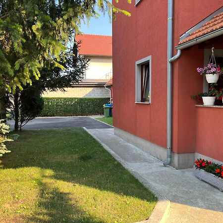 Apartment T&M Zagreb Airport Velika Gorica Extérieur photo